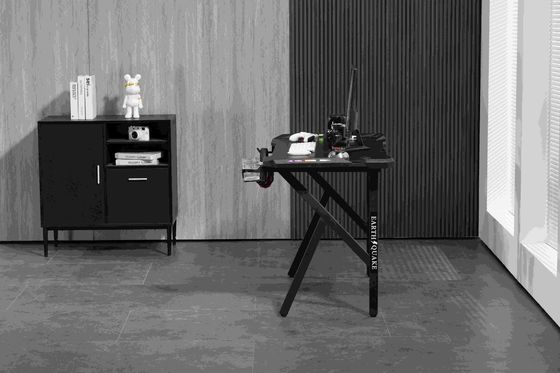 Renueva su configuración de juegos con Alinunu Modern Gaming Table Metal RGB Lights Cables USB