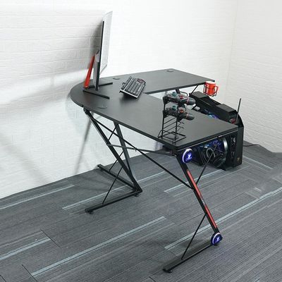 Espacio de trabajo Oficina del hogar Mesa de juegos de computadora en forma de L con soporte de monitor de esquina redonda