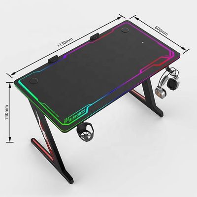 Mesa informática de muebles comerciales con sistema de iluminación RGB y diseño ajustable