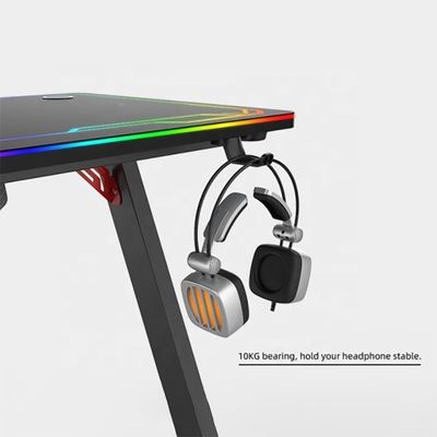 Mesa informática de muebles comerciales con sistema de iluminación RGB y diseño ajustable