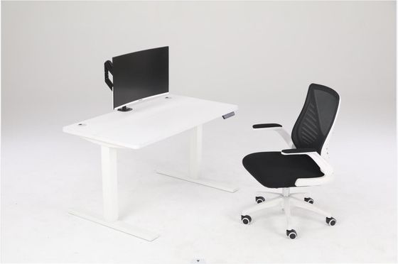 Escritorio ajustable en altura con material de superficie de tablero E1 PB y diseño ergonómico