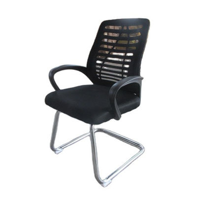 Silla ergonómica de estilo moderno de base plateada de malla Silla de oficina con altura ajustable