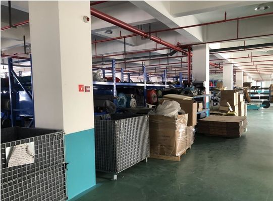 Silla informática de malla ergonómica giratoria 360 con función de ajuste de altura y soporte de cintura