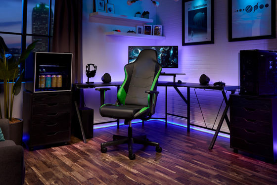 Silla de juegos de reclinación ajustable en altura con 360 giratorios y reposacabezas integrados