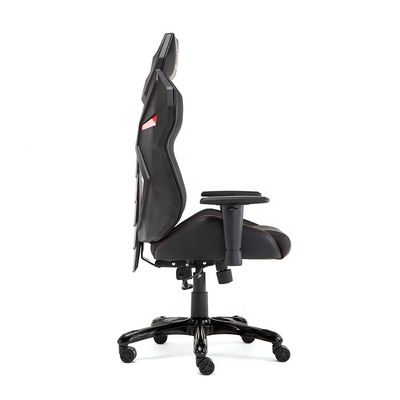 Silla de oficina con malla de plástico y silla de elevación en diseño