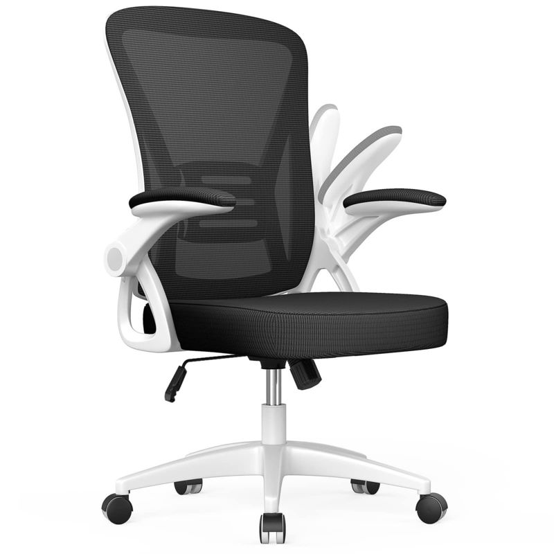 Confortable silla de computadora con brazos y soporte lumbar