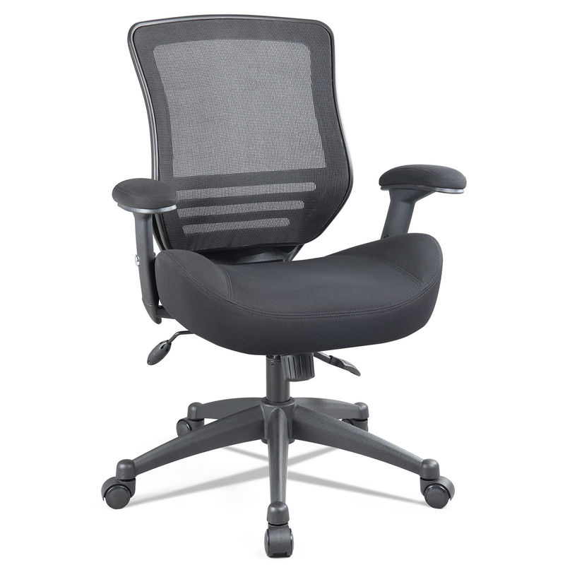 Silla informática con brazos abatibles de altura ajustable y soporte lumbar